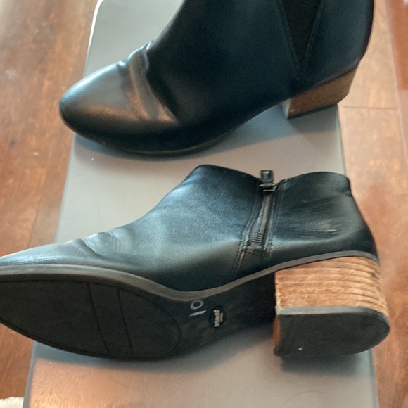 Dr Scholl’s size 8M boots - Picture 5 of 5